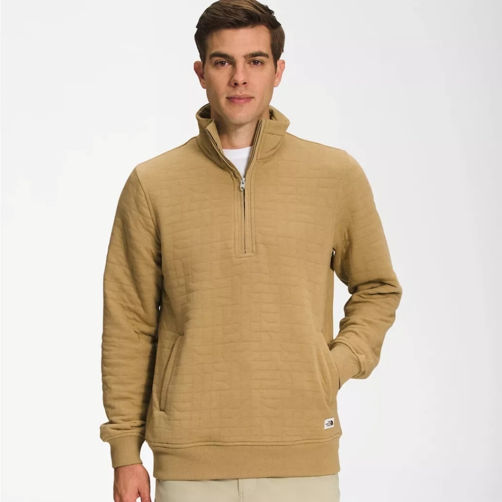 The North Face Longs Peak Quilted ¼-Zip in Tan Size M